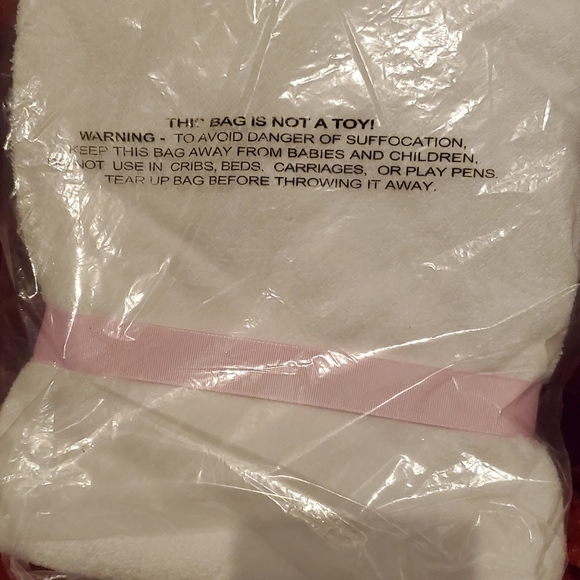 NWT Baby Deer Towel - Picture 2 of 4